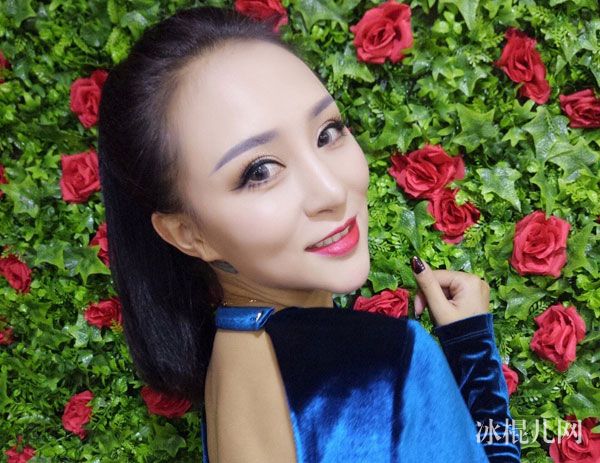 非诚勿扰女嘉宾金胤均个人资料年龄身高 女神金胤均微博靓丽生活照