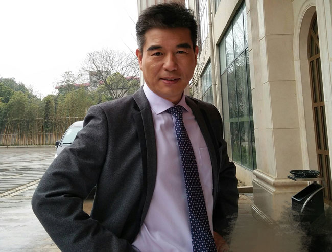 周惠林老婆张晓丽是真的吗 周惠林儿子周炎照片曝光