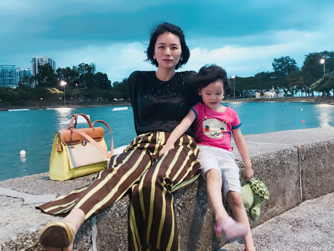 曹曦文怎么那么快离婚 曹曦文前夫老公是谁叫什么离婚原因揭秘