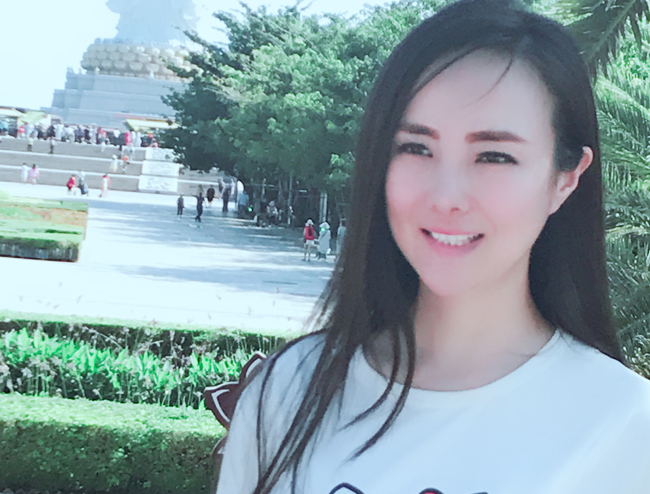 张净桐比基尼性感照惊艳众人 张净桐个人资料曝光暂无
