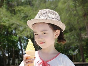 韩6岁网红购豪宅真的吗 靠“业配”收入女童成小富翁
