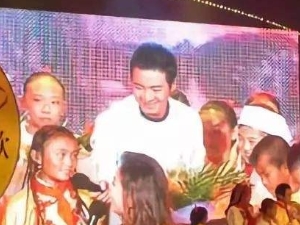 梁永斌整容是真的假的 他为什么会离开央视