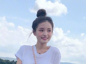 林小宅一个月收入多少 林小宅真人是不是长得比照片老