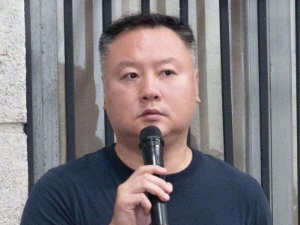 导演滕华涛情史 个人资料起底现任妻子圆圆长什么样子