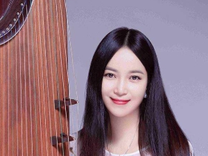 袁莎个人资料曝光 古筝女神有多厉害她的一节课多少钱