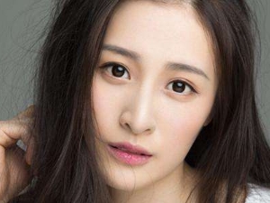 演员隆妮个人资料 扒一扒隆妮是怎么出道成为演员的