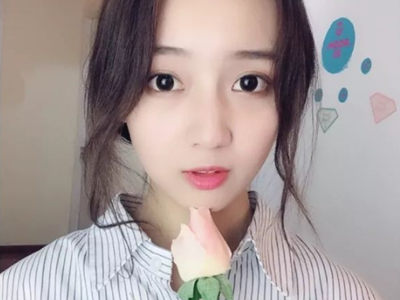 吴亦凡石锤女友秦牛正威 秦牛正威从绿茶婊逆袭小白莲