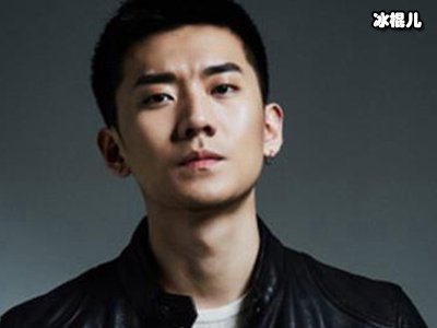 徐绍瑛年龄多大 个人资料起底他与迪丽热巴什么关系