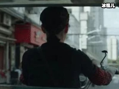 三十而已煎饼摊什么意思 每集最后都会出演煎饼摊一家