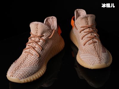 YEEZY和空军一号对比，二者做工细节一样？