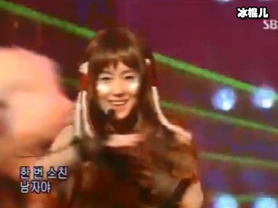 乐坛天后如今年老色衰，有百亿财产如今却成这般模样！