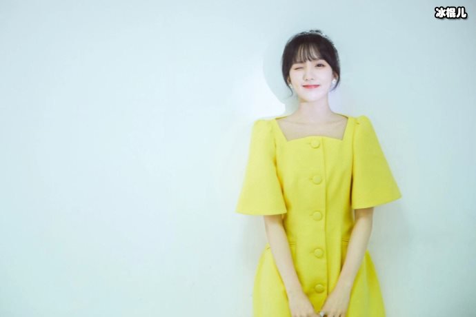苏晓彤陷入恋情绯闻，本人发文回应却被批态度恶劣粉丝退粉！