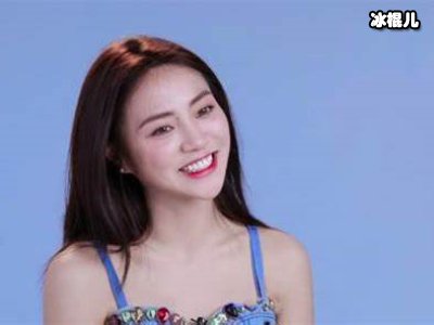 《青你2》学全员旗袍装，许佳琪谢可寅成全场亮点！