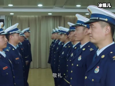《蓝焰突击》任嘉伦上演救火英雄，《锦衣之下》一开播就火热！