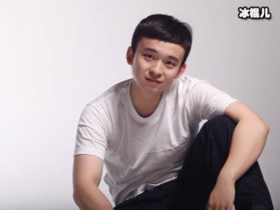 84岁男星情史不断，甚至还谈爷孙恋！