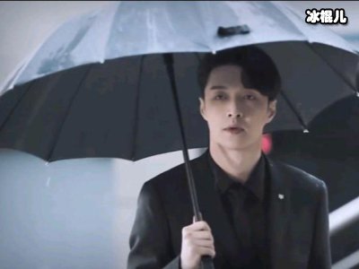《落花时节》官宣，雷佳音袁泉备受期待唯独张艺兴引争议！