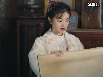 《司藤》景甜在剧中造型唯美，男主角英俊帅气！