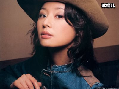 43岁林心如关闭滤镜出席活动，看着依旧那么美！