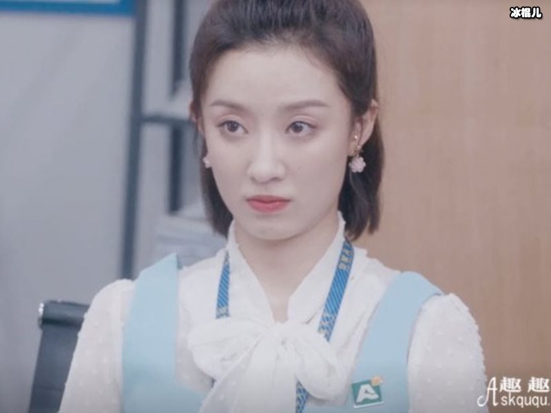 《安家》朱闪闪原来和张一山有过合作，在《余罪》当中饰演警花！