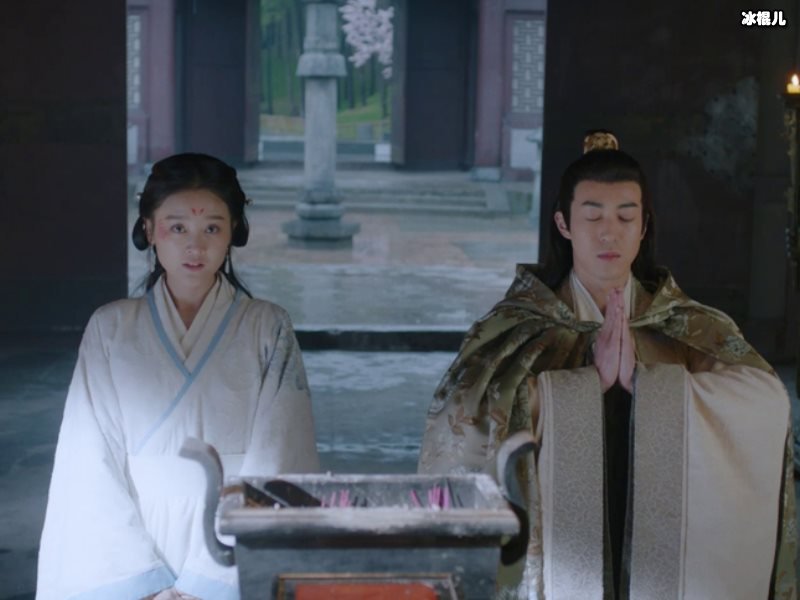 《手可摘星辰》两位主演何花和罗一航，全剧搞笑担当毫无违和感！
