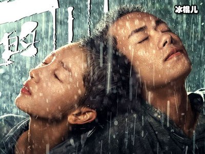 《少年的你》韩版海报滤镜浓，没有原版的感觉和氛围