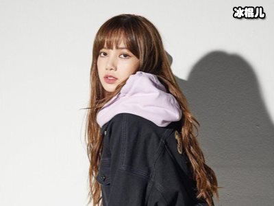 《青春有你2》宝藏导师Lisa业务能力强，严中有爱又负责！