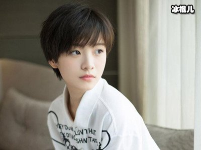 《小欢喜》英子滤镜要碎？被拍到烟不离手，随手乱扔烟头