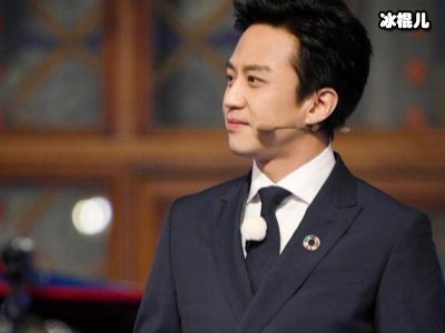 邓超被女儿要求劈叉，孙俪幽默丝毫不娇柔！