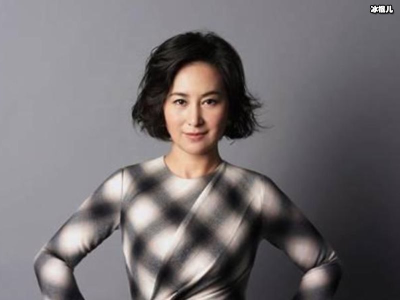 赌王未婚女儿多吃香？和南京首富女儿开派对！