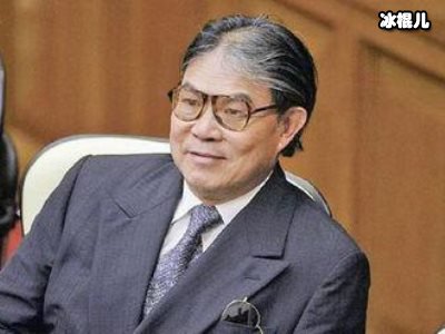 赌王出殡现场曝光，霍震霆二次现身成亮点！