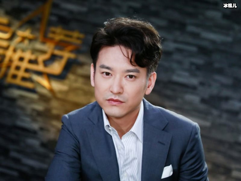 对比袁文康与靳东海归精英角色，前者新剧播出与陈数搭档飙戏！