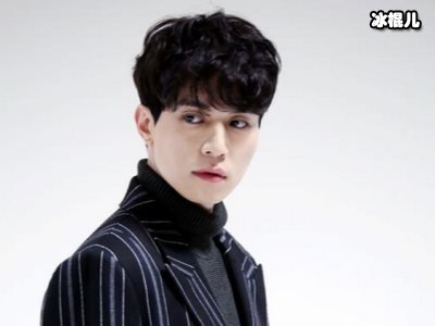 冻龄男神李栋旭坚持每天运动，如今颜值未变38岁似20岁少年！