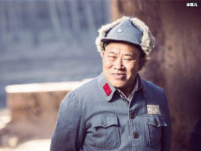 杜旭东因嘴歪演了一辈子坏人，观众因为入戏太深竟当面侮辱！