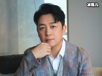 潘粤明从清瘦贵公子到中年发福的大叔，时间是把猪饲料