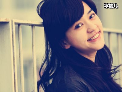陈意涵怀孕只胖4斤，孕后穿荧光色露肩裙子秀完美曲线让人羡慕!