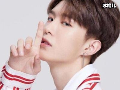 范丞丞参加综艺节目光顾玩手机，节目组无奈镜头转给宠物狗！