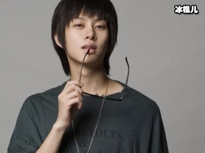 大快人心！金希澈大骂记者真“狗”粉丝点赞：面对误解就怼