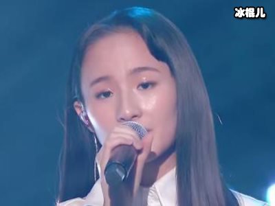 唱作小才女张钰琪回归，与哇唧唧哇合约到期回归大片气场强大！