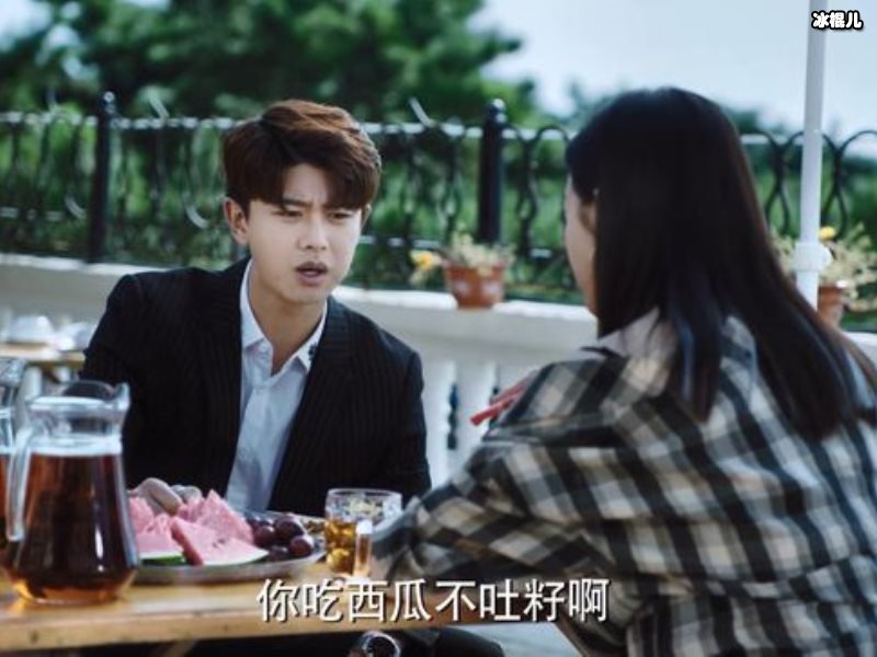 不说再见穆青被打受伤是第几集？穆青的身份被怀疑了吗？