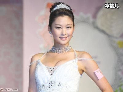 TVB岑丽香婚后淡退多年，今复出拍新作老公大力支持