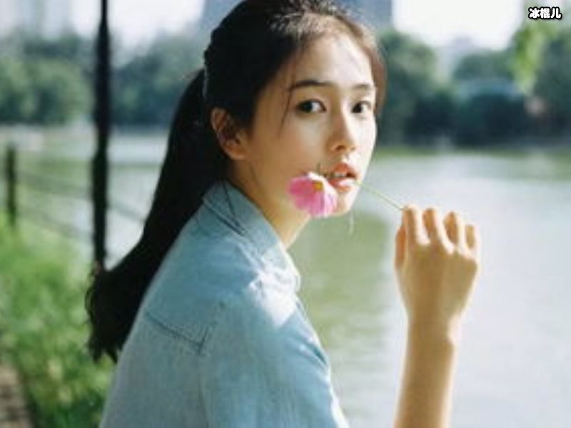 白鹿晒卸妆护肤视频，过程步骤繁琐令人感慨不易！