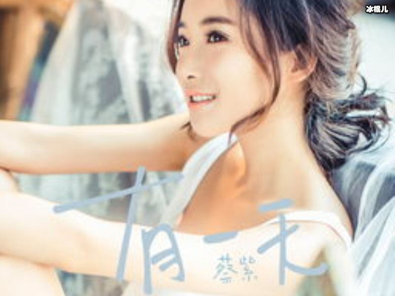 蔡紫加盟《巧手神探》，体验手工技艺