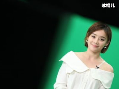 不止是黑白配袁姗姗说还可以这么穿，潮女专属的冬天福利来了