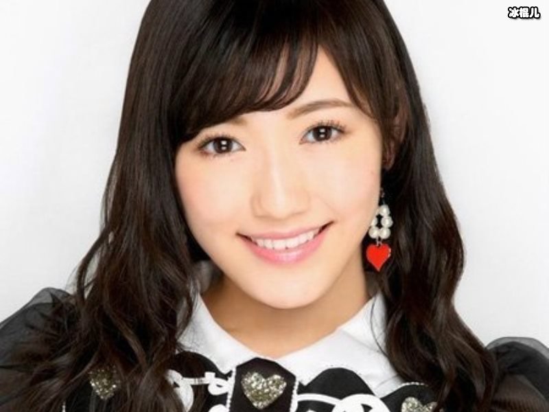 渡边麻友宣布退出娱乐圈，日本正统偶像的时代结束了