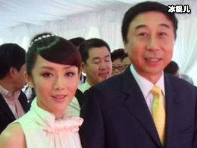 冯巩的四个徒弟中，贾玲最有观众缘最后一位早已名声扫地