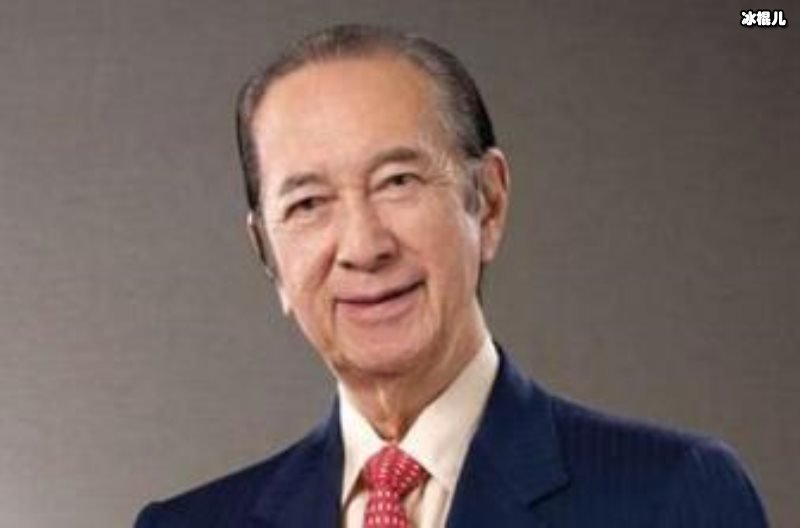 赌王何时安葬仍未知，未曾露面儿子突然曝光四太作出回应