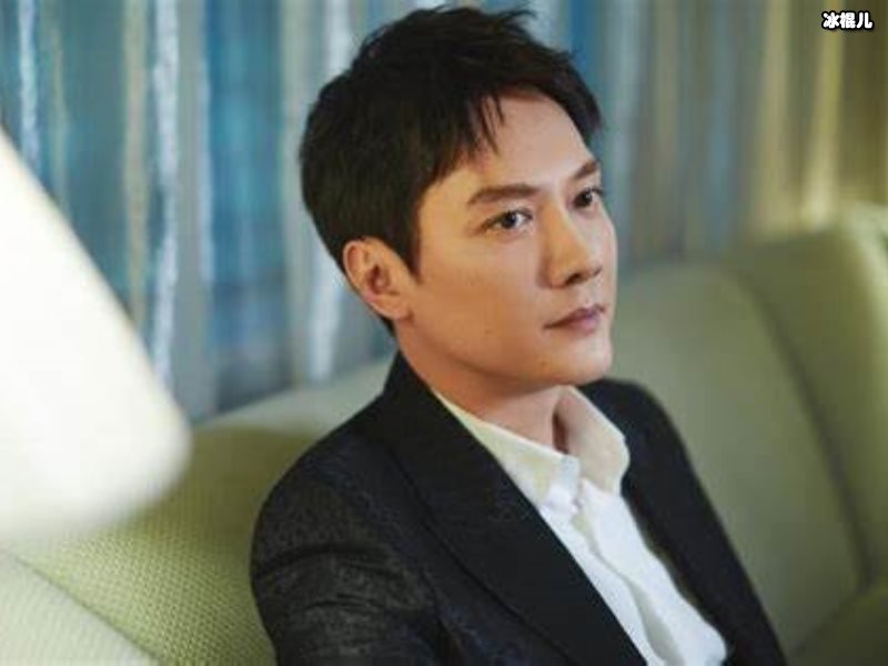 冯绍峰扮演君王撞衫蓝忘机，跟自己老婆搭档差远了