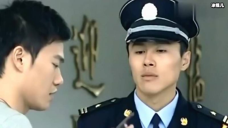 短剧《保安小妹》讲了什么？轻松短小的网剧为什么会受欢迎？