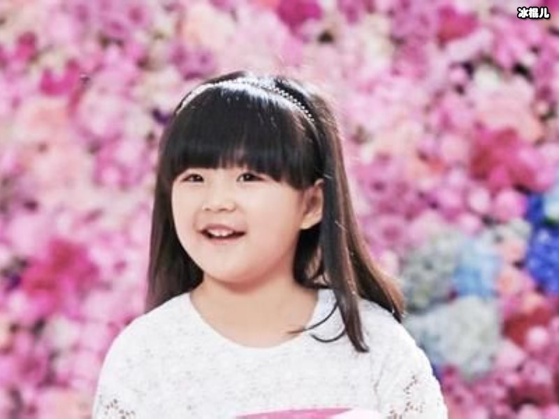 富养女王诗龄，11岁成品牌代言人