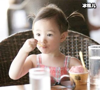 奥莉长大后美的像公主，看到甜馨的近照可谓是“开挂式”长大
